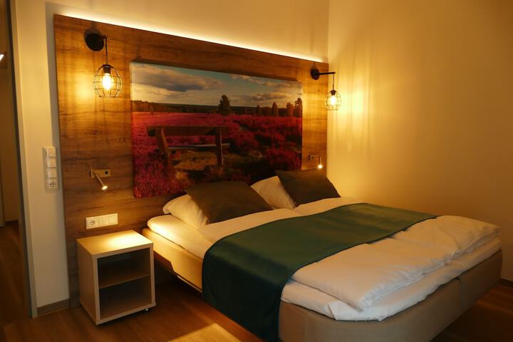 Room 16 of 64