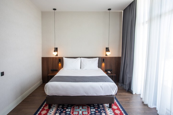 Room 21 of 112
