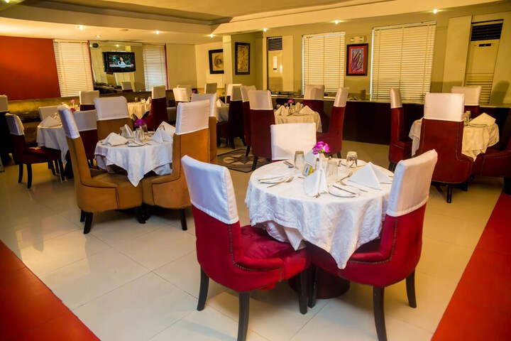Dining 124 of 155