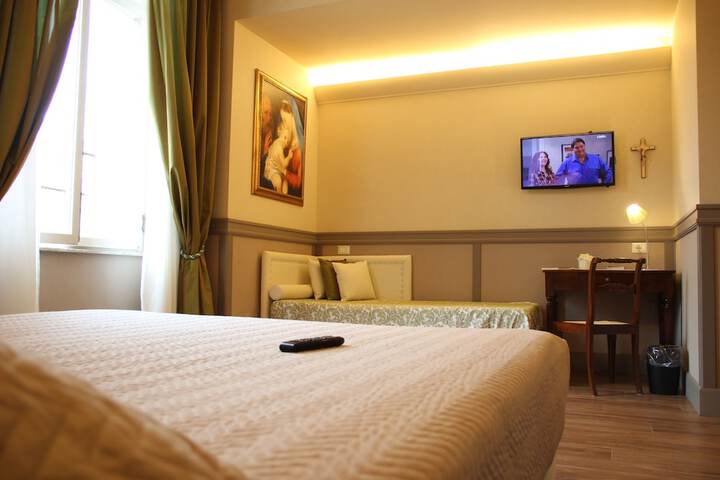 Room 17 of 180