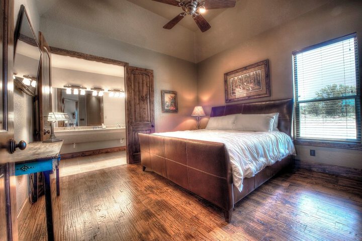 Room 15 of 51