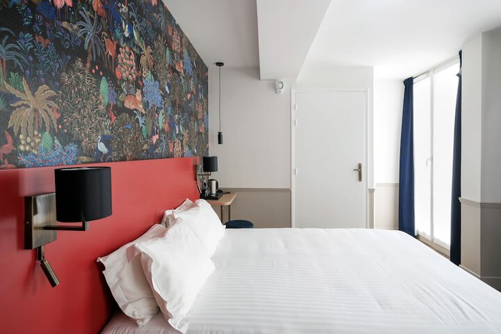 Room 26 of 69