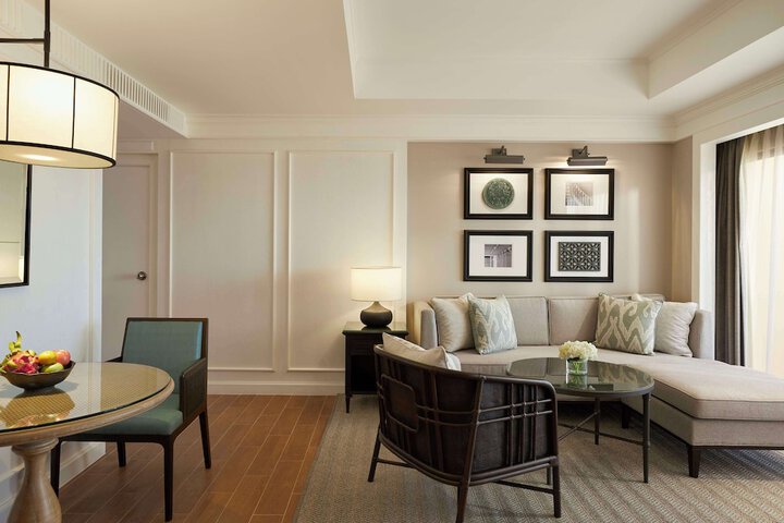 Room 28 of 173