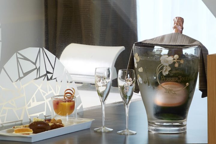 Dining Photos