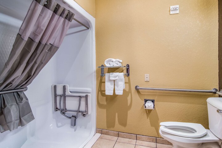 Clean Restrooms