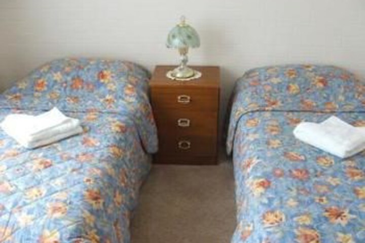 Room 3 of 11