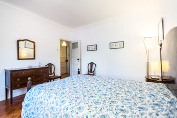 Room 43 of 99