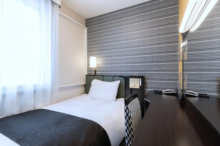 Room 20 of 63