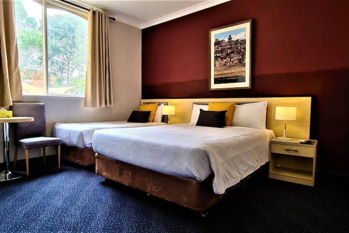 Room 7 of 51