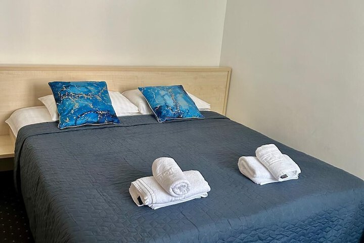 Room 26 of 60