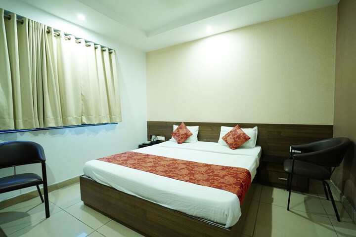 Room 9 of 53