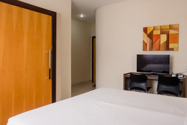 Room 9 of 114