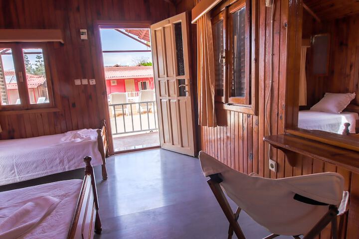 Room 6 of 60