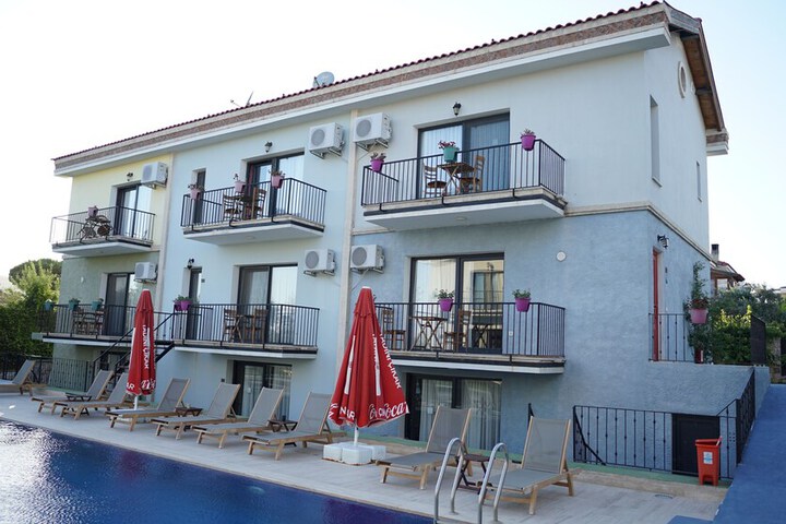 Hotel 134 of 139