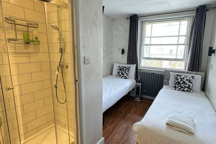 Room 138 of 234