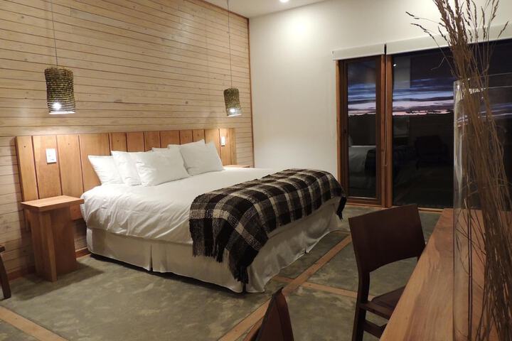 Room 12 of 50