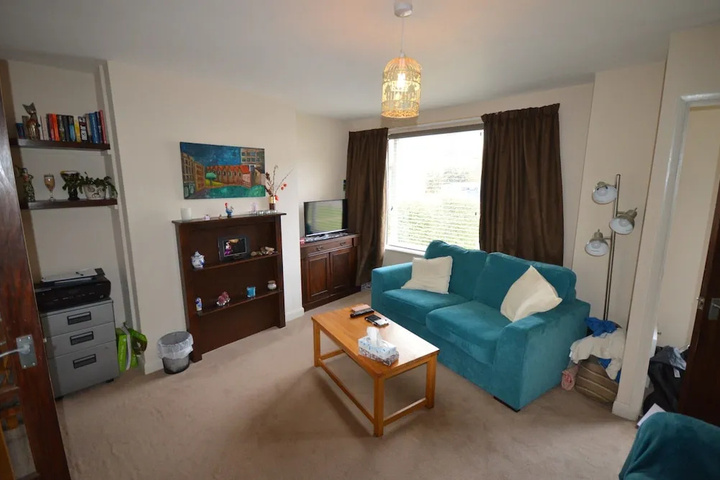 Room 2 of 11