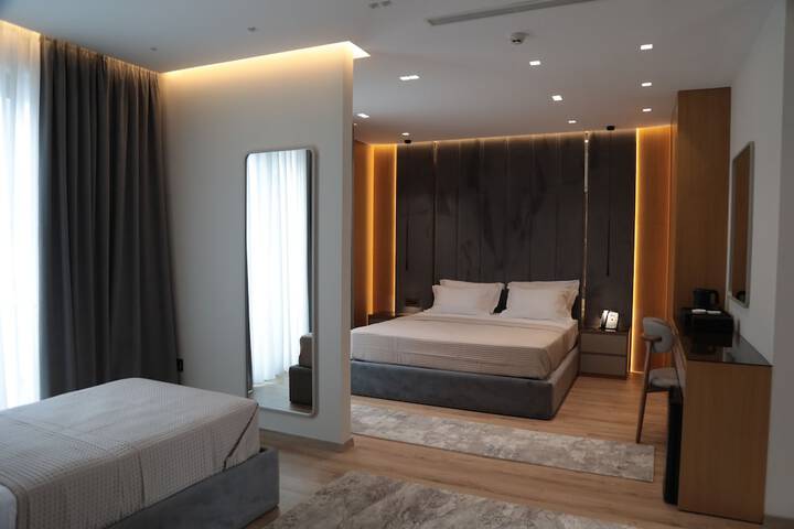 Room 11 of 61