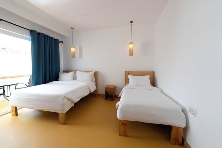 Room 43 of 138