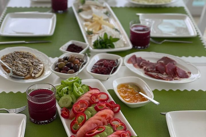 Breakfast/Coffee Service 135 of 178