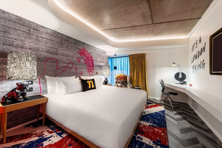 Room 44 of 97