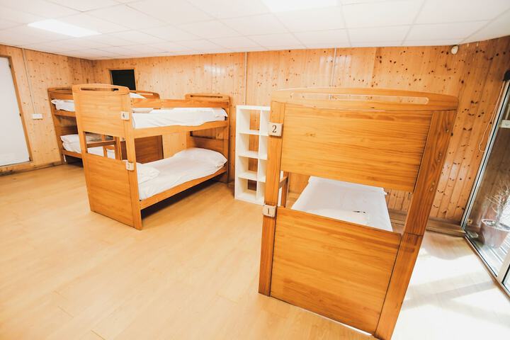 Room 8 of 24