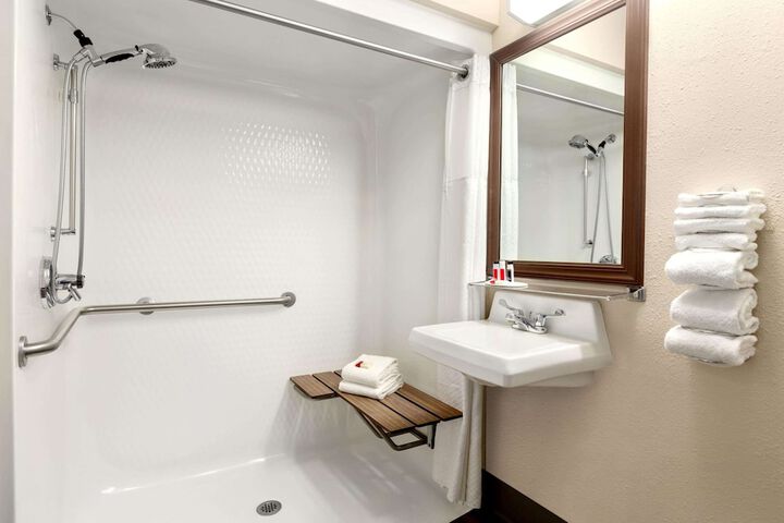 Bathroom shower