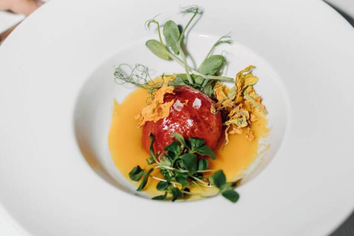 Dining 71 of 96