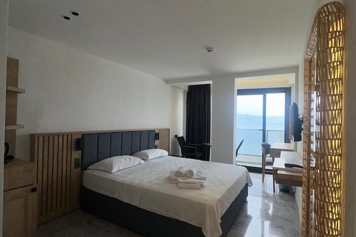 Room 21 of 59