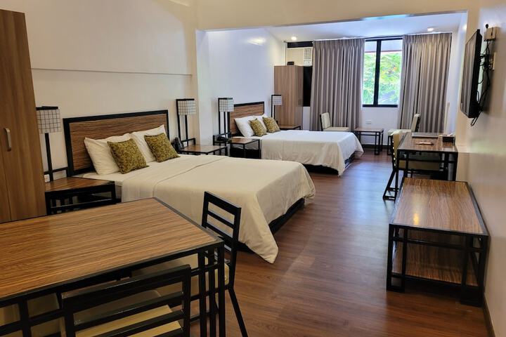 Room 12 of 112