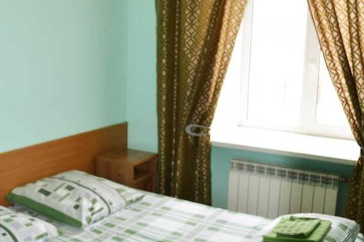 Room 16 of 27