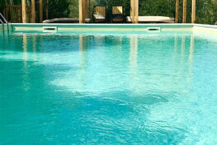 Pool 32 of 54