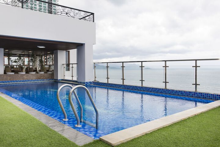 Pool 126 of 189