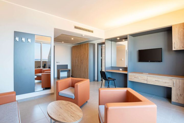 Room 56 of 114