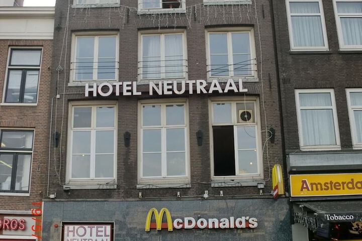 Hotel 21 of 29