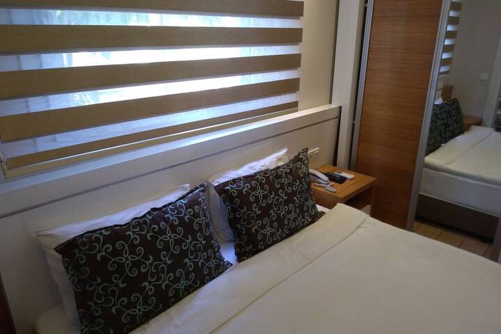 Room 44 of 123