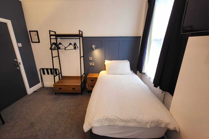 Room 21 of 56