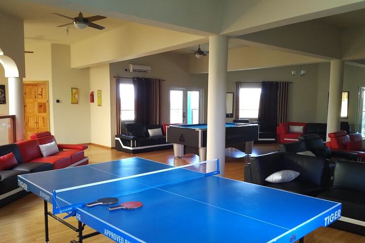 Room 34 of 79