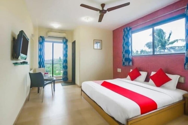 Room 4 of 27