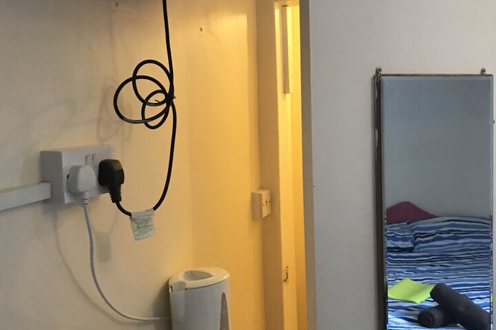 Room 14 of 48
