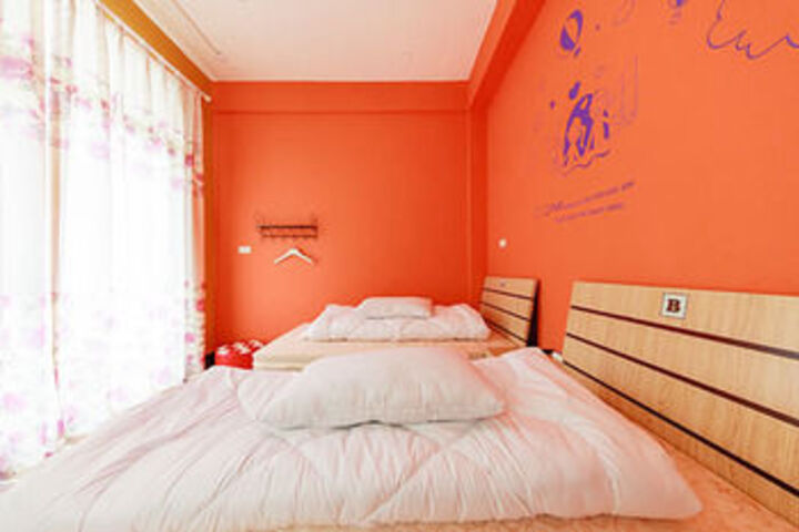 Room 20 of 51