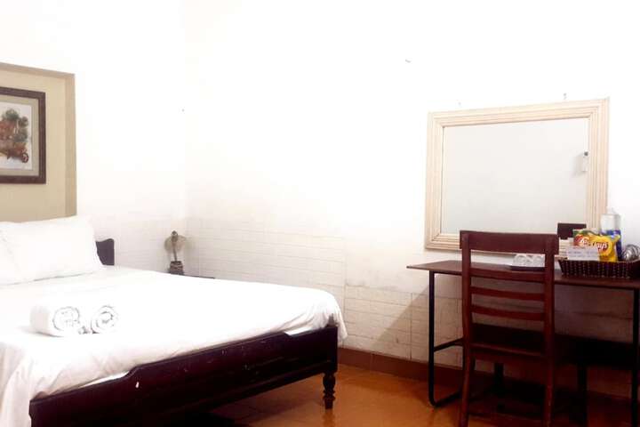 Room 21 of 47