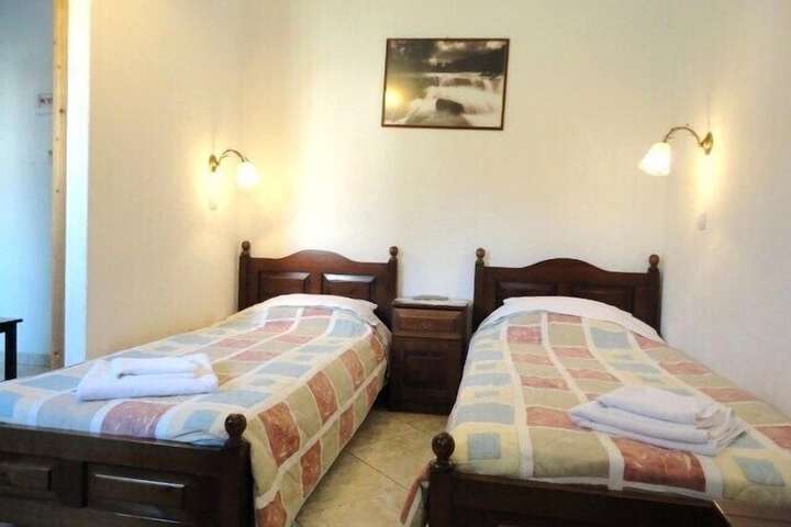 Room 8 of 15