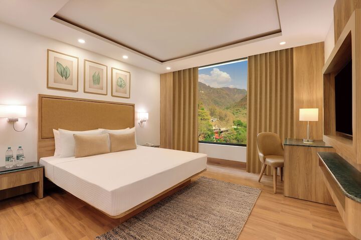Room 21 of 57