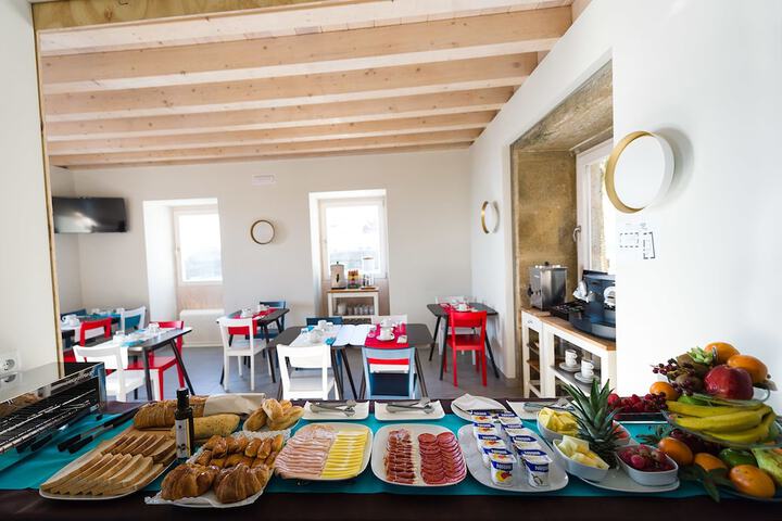 Breakfast/Coffee Service 48 of 77