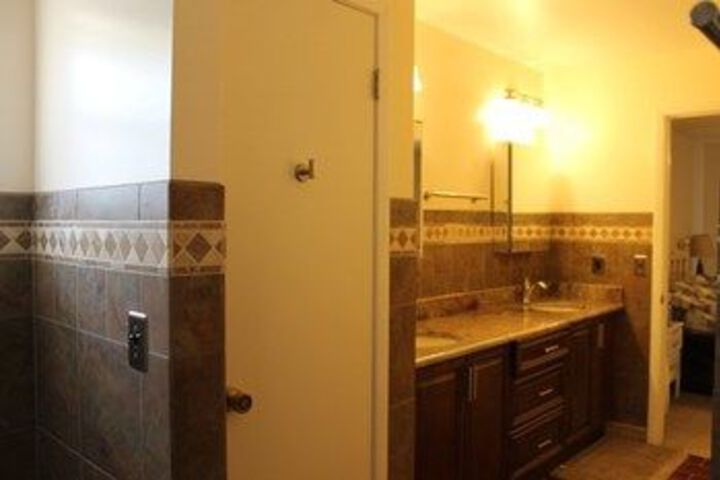 Room 3 of 25