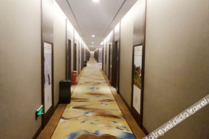 Hotel Interior 4 of 8