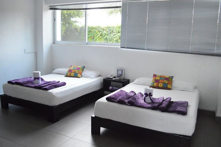 Room 26 of 165