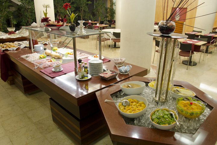Breakfast/Coffee Service 38 of 63