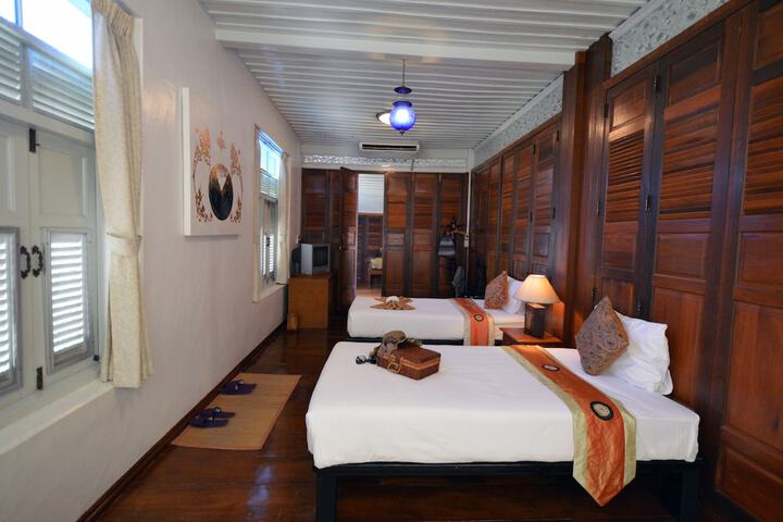 Room 20 of 86